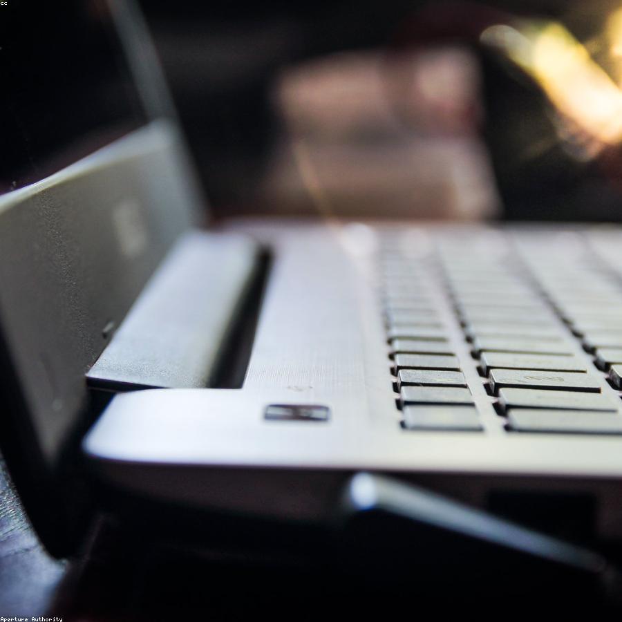 Business Core i5 Laptop detail
